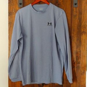 Under Armour mid weight long sleeve shirt